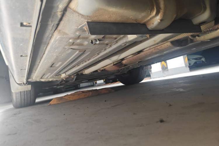 Used Dongfeng Aeolus AX5 2017 1.4T Automatic Qushang Model Chassis Rear Left
