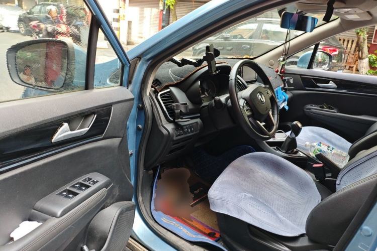 Used Dongfeng Aeolus AX5 2017 1.4T Manual Quyue Model Driver Seat
