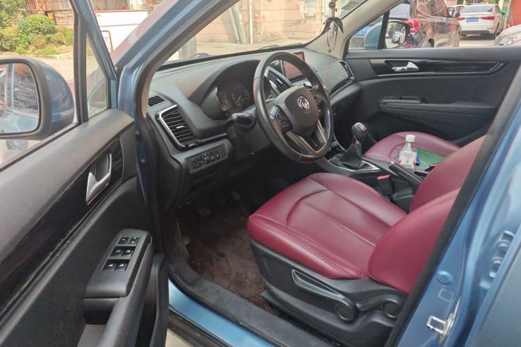 Used Dongfeng Aeolus AX5 2017 1.4T Manual Qushang Model Driver Seat