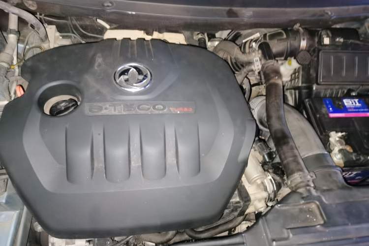 Used Dongfeng Aeolus AX5 2017 1.4T Automatic Quyue Model Engine Bay
