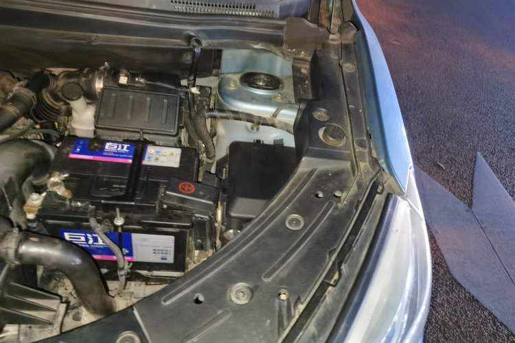 Used Dongfeng Aeolus AX5 2017 1.4T Automatic Quyue Model Engine Bay Left