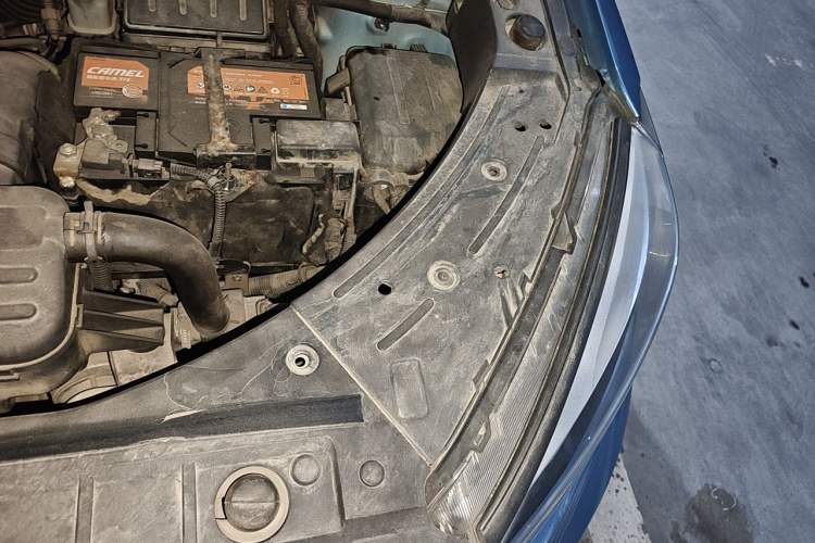 Used Dongfeng Aeolus AX5 2017 1.4T Automatic Qushang Model Engine Bay Left