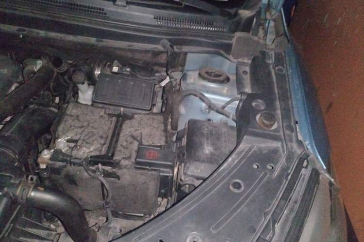 Used Dongfeng Aeolus AX5 2017 1.4T Manual Qushang Model Engine Bay Left