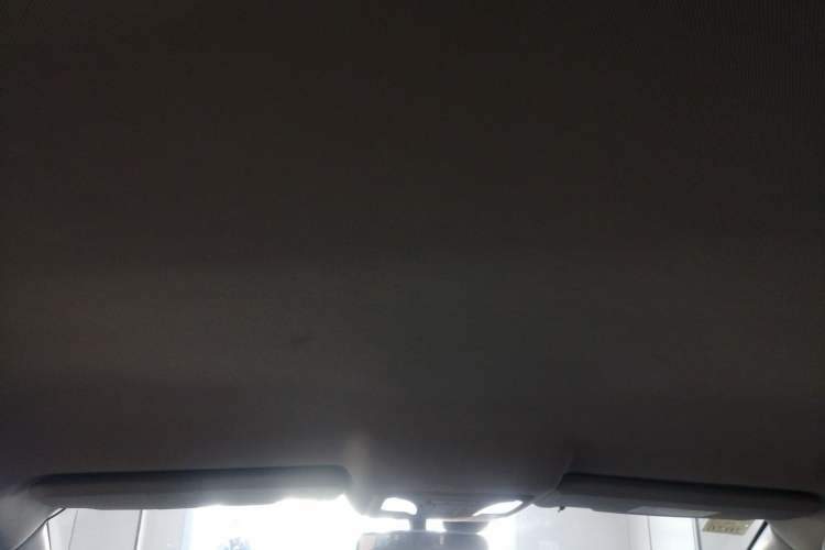 Used Dongfeng Aeolus AX5 2017 1.4T Automatic Qushang Model Headliner