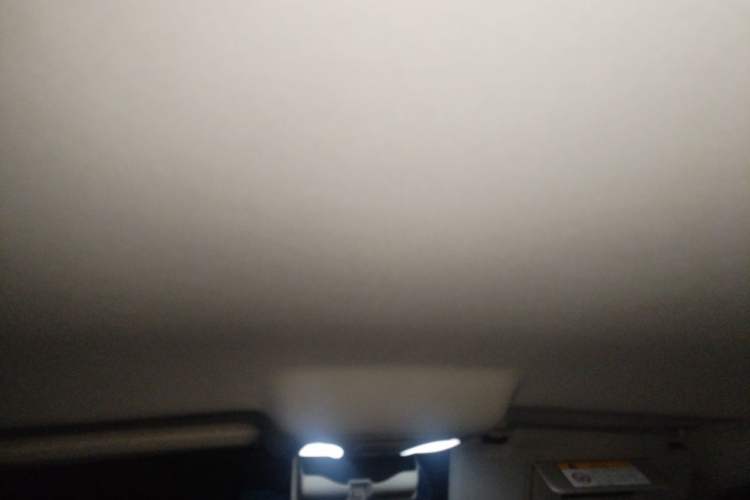 Used Dongfeng Aeolus AX5 2017 1.4T Manual Qushang Model Headliner