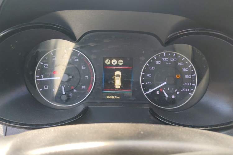 Used Dongfeng Aeolus AX5 2017 1.4T Manual Quyue Model Connected Version Instrument Cluster