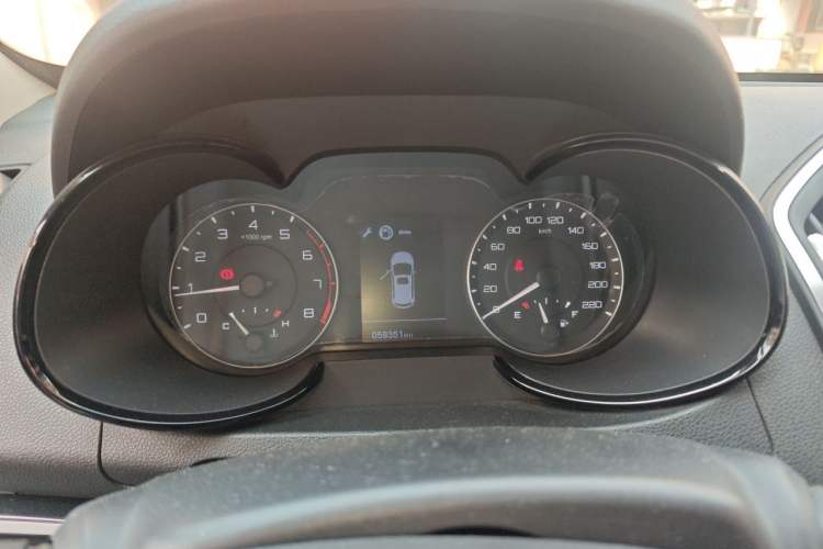 Used Dongfeng Aeolus AX5 2017 1.4T Manual Qushang Model Instrument Cluster