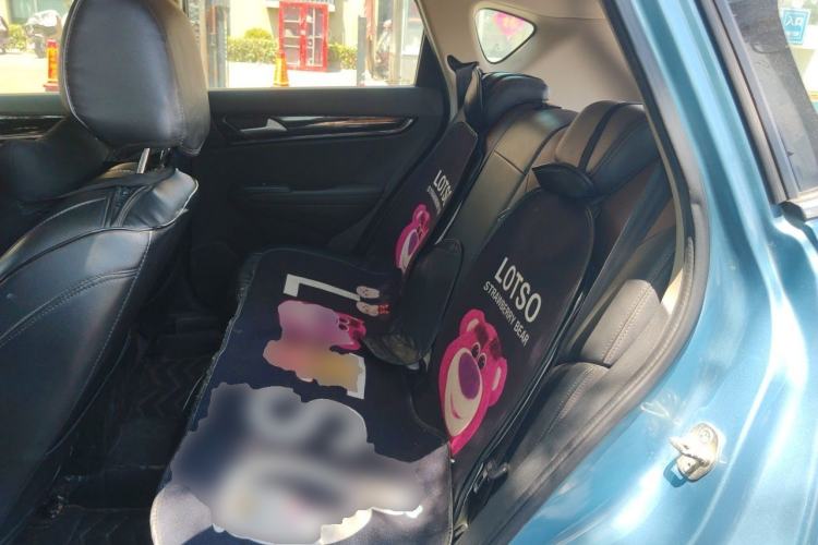 Used Dongfeng Aeolus AX5 2017 1.4T Manual Quyue Model Connected Version Left Rear Seat