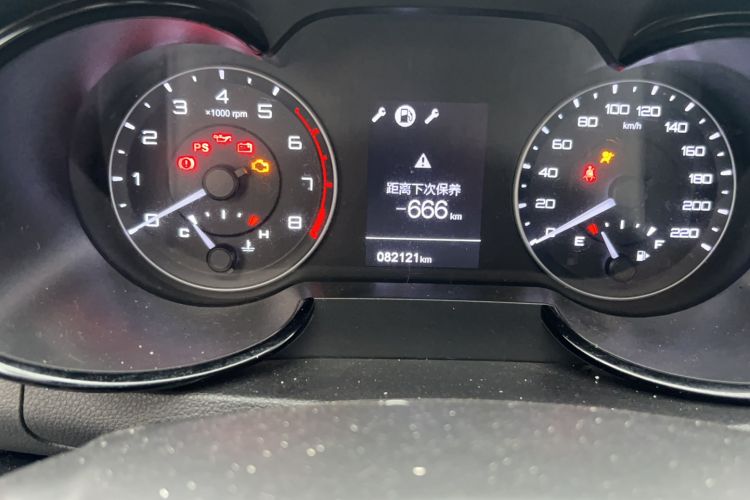 Used Dongfeng Aeolus AX5 2017 1.4T Manual Qushang Model Odometer Close Up