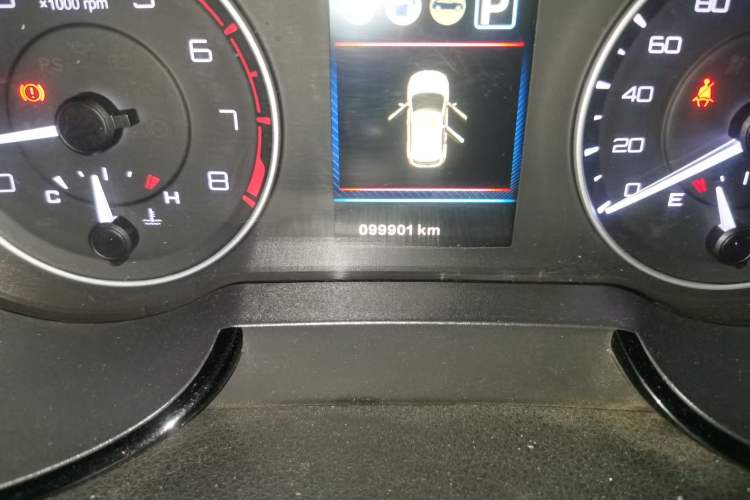 Used Dongfeng Aeolus AX5 2017 1.4T Automatic Quyue Model Odometer Close Up