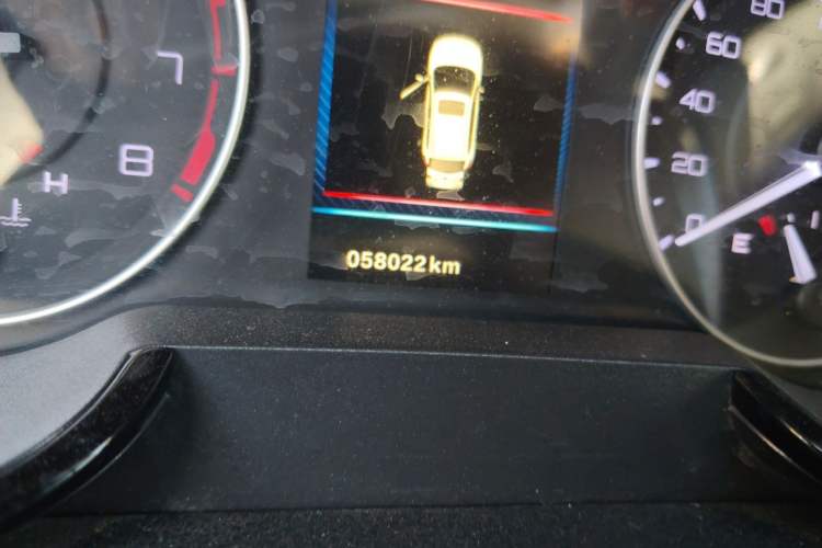 Used Dongfeng Aeolus AX5 2017 1.4T Manual Quyue Model Connected Version Odometer Close Up