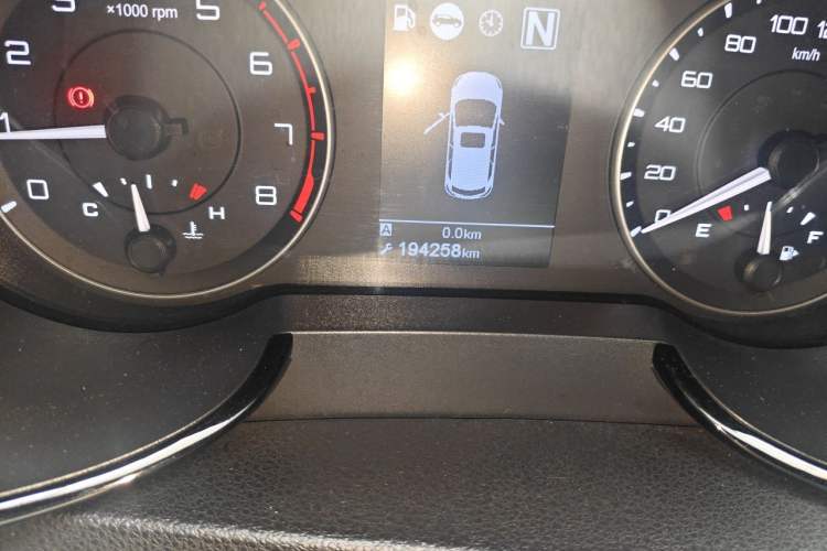 Used Dongfeng Aeolus AX5 2017 1.4T Automatic Qushang Model Odometer Close Up