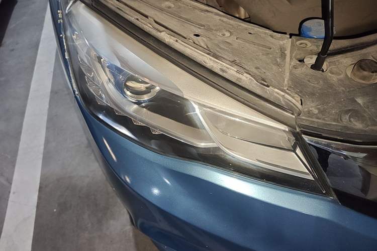 Used Dongfeng Aeolus AX5 2017 1.4T Automatic Qushang Model Right Front Headlight