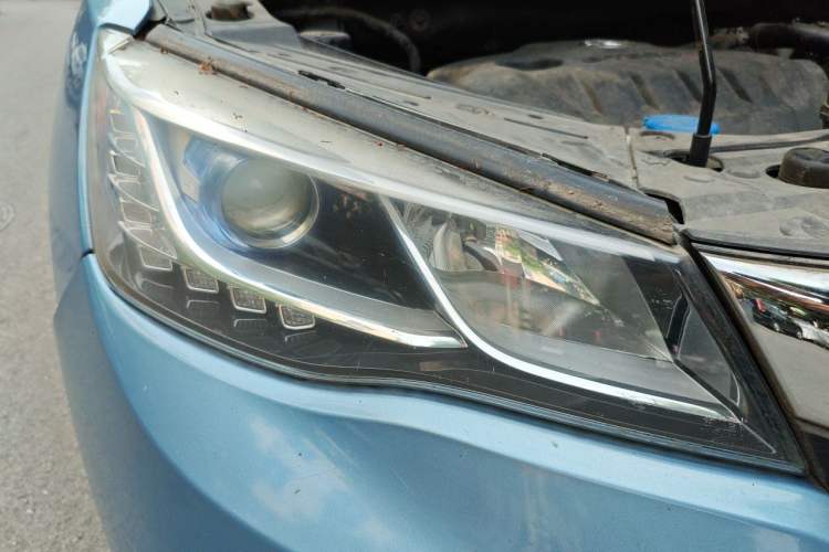 Used Dongfeng Aeolus AX5 2017 1.4T Manual Quyue Model Right Front Headlight