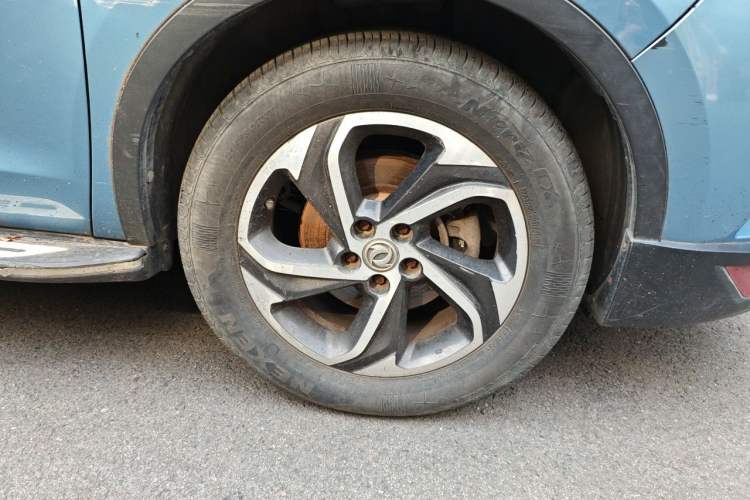 Used Dongfeng Aeolus AX5 2017 1.4T Manual Quyue Model Right Front Wheel Hub