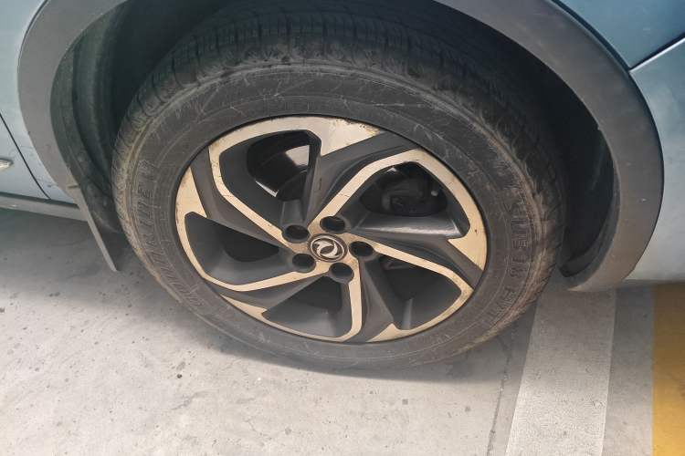 Used Dongfeng Aeolus AX5 2017 1.4T Automatic Qushang Model Right Front Wheel Hub