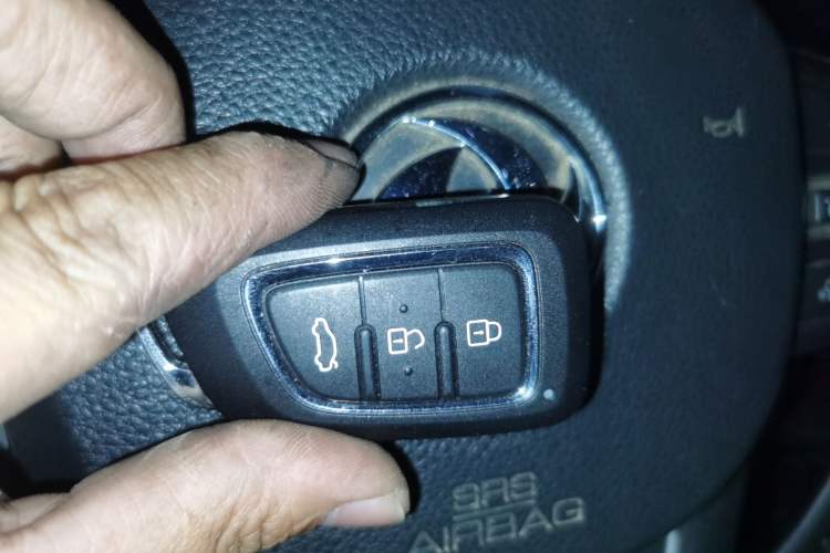 Used Dongfeng Aeolus AX5 2017 1.4T Automatic Quyue Model Vehicle Key