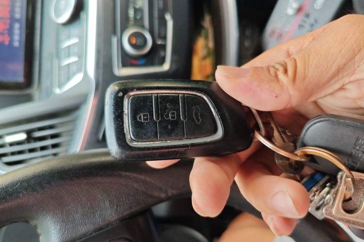 Used Dongfeng Aeolus AX5 2017 1.4T Manual Quyue Model Vehicle Key