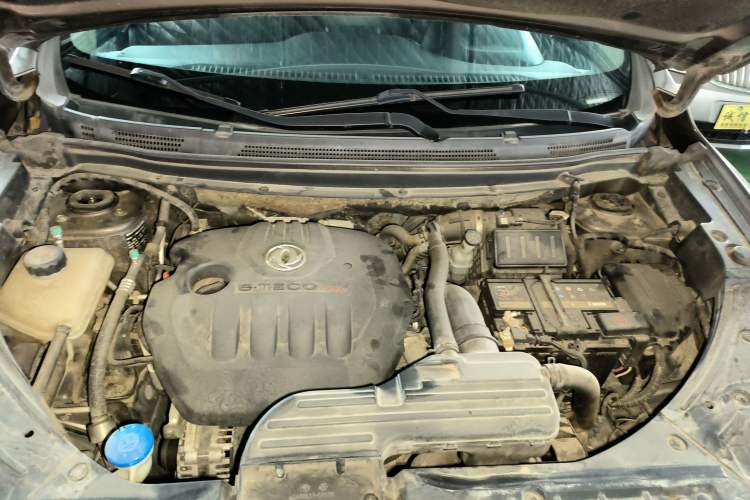 Used Dongfeng Aeolus AX5 2017 1.4T Automatic Qúzūn Model Engine Bay