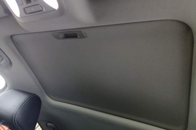 Used Dongfeng Aeolus AX5 2017 1.4T Automatic Fun Edition Headliner