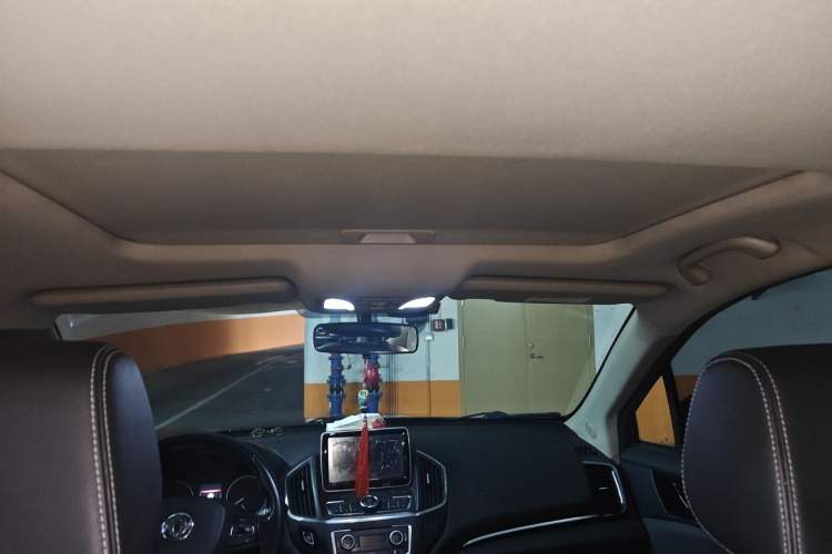 Used Dongfeng Aeolus AX5 2017 1.4T Manual Fun Edition Headliner