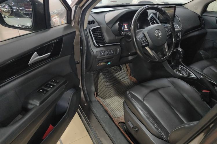 Used Dongfeng Aeolus AX5 2017 1.4T Automatic Fun Edition Interior 2