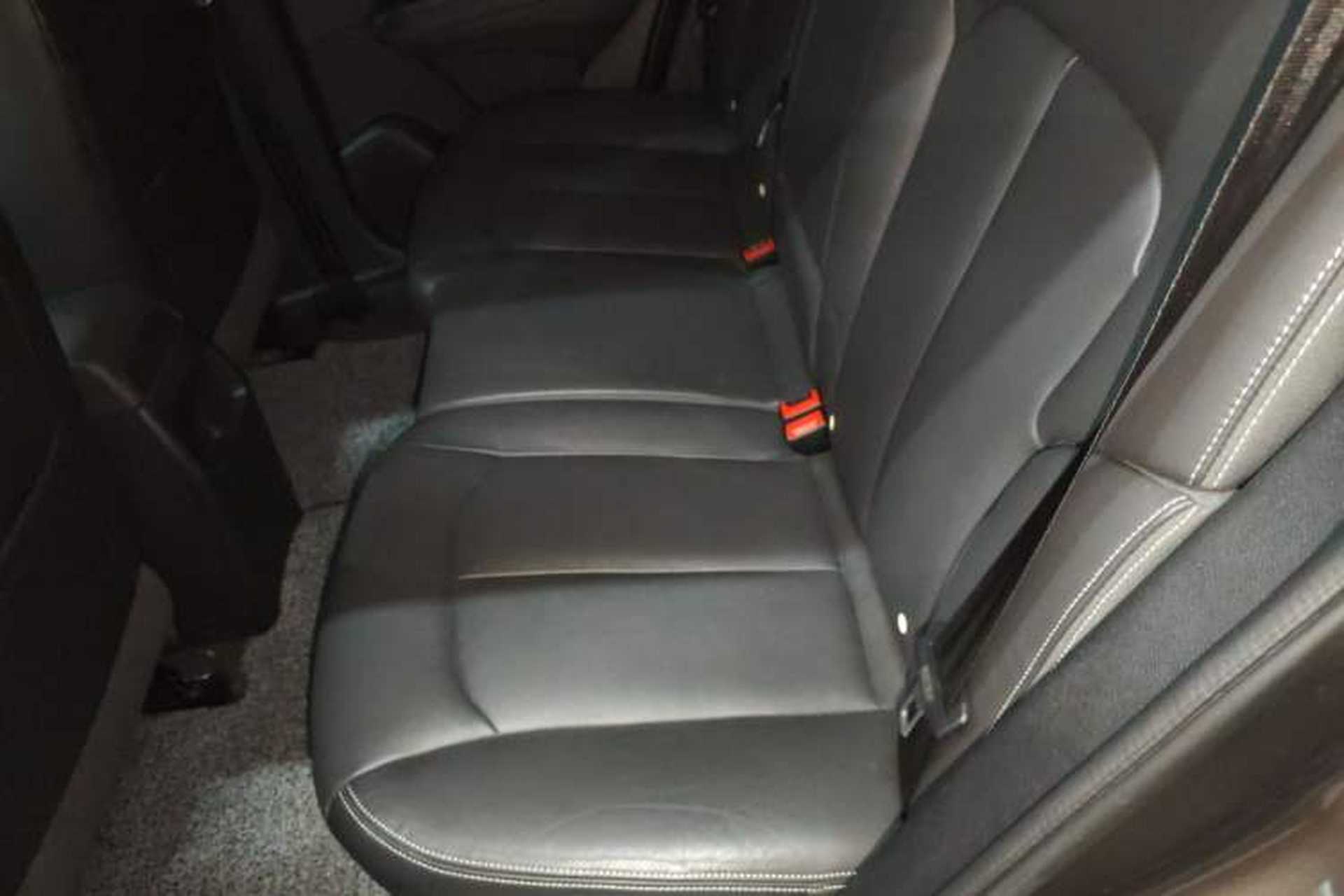 Used Dongfeng Aeolus AX5 2017 1.4T Automatic Fun Edition Interior 4