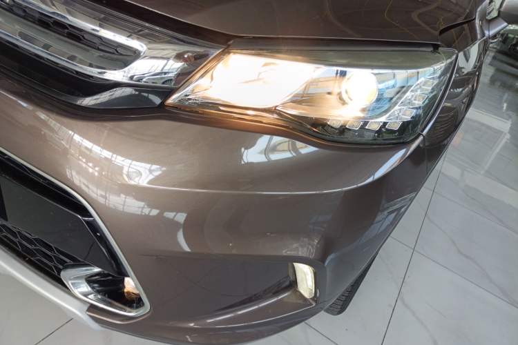Used Dongfeng Aeolus AX5 2017 1.4T Automatic Fun Edition Left Front Headlight