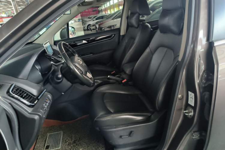 Used Dongfeng Aeolus AX5 2017 1.4T Automatic Qúzūn Model Left Front Seat