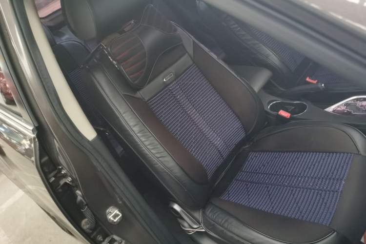 Used Dongfeng Aeolus AX5 2017 1.4T Automatic Qushang Model Right Front Seat