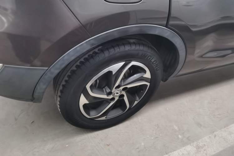 Used Dongfeng Aeolus AX5 2017 1.4T Automatic Qushang Model Right Rear Wheel Hub