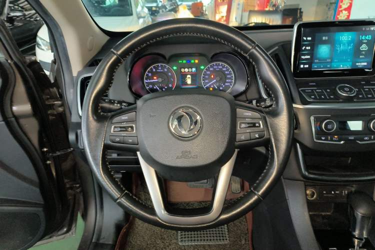 Used Dongfeng Aeolus AX5 2017 1.4T Automatic Qúzūn Model Steering Wheel