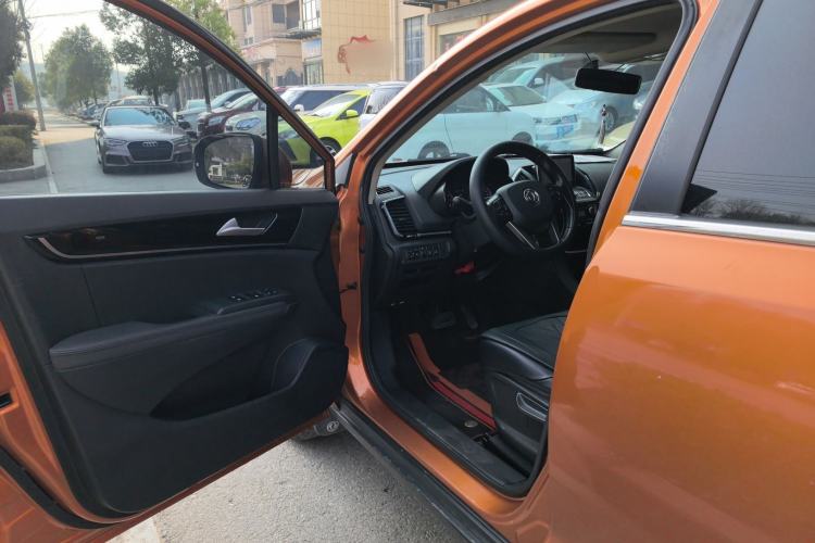 Used Dongfeng Aeolus AX5 2017 1.4T Automatic Qushang Model Driver Seat