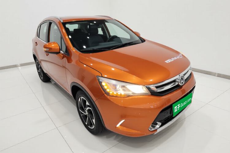 Used Dongfeng Aeolus AX5 2017 1.4T Automatic Qushang Model Front Right 45 Deg
