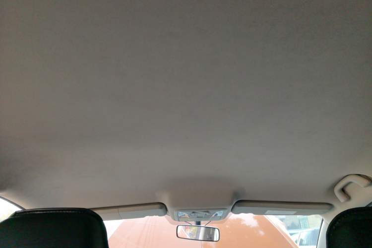 Used Dongfeng Aeolus AX5 2017 1.4T Automatic Qushang Model Headliner