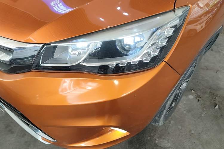 Used Dongfeng Aeolus AX5 2017 1.4T Automatic Qushang Model Left Front Headlight