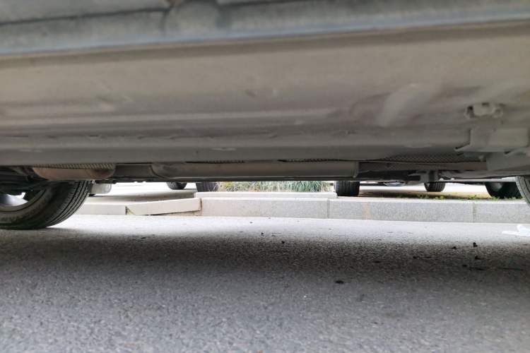 Used Dongfeng Aeolus AX5 2017 1.4T Automatic Qushang Model Left Side Sill
