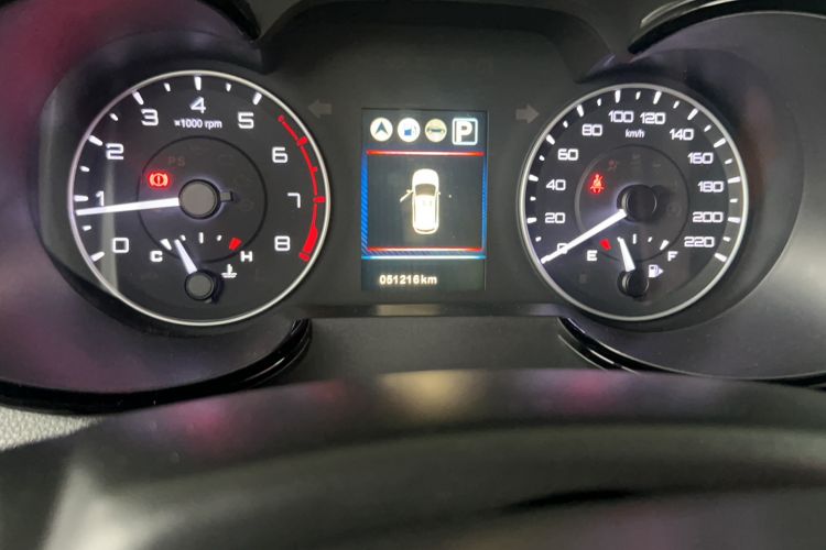 Used Dongfeng Aeolus AX5 2017 1.4T Automatic Qúzūn Model Odometer Close Up