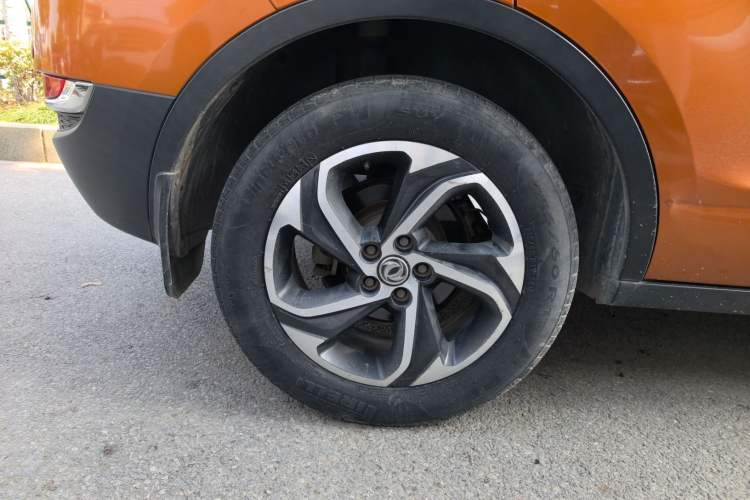 Used Dongfeng Aeolus AX5 2017 1.4T Automatic Qushang Model Right Rear Wheel Hub