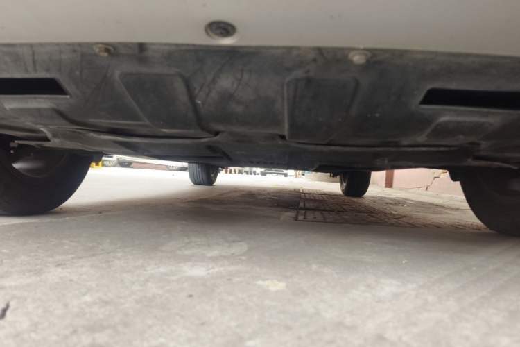 Used Dongfeng Aeolus AX5 2017 1.4T Automatic Qushang Model Chassis Front