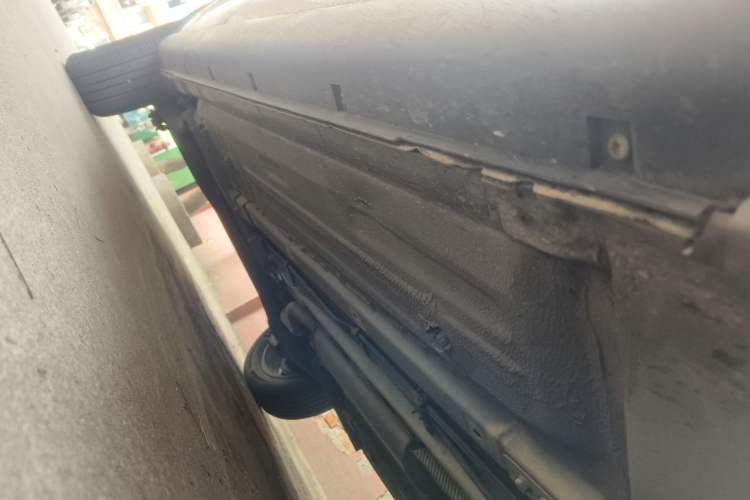 Used Dongfeng Aeolus AX5 2017 1.4T Automatic Qushang Model Chassis Front Right