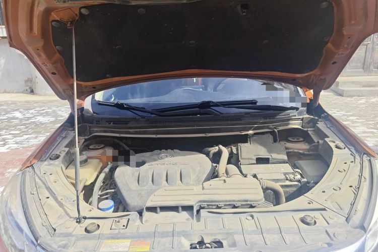 Used Dongfeng Aeolus AX5 2017 1.4T Manual Quyue Model Engine Bay