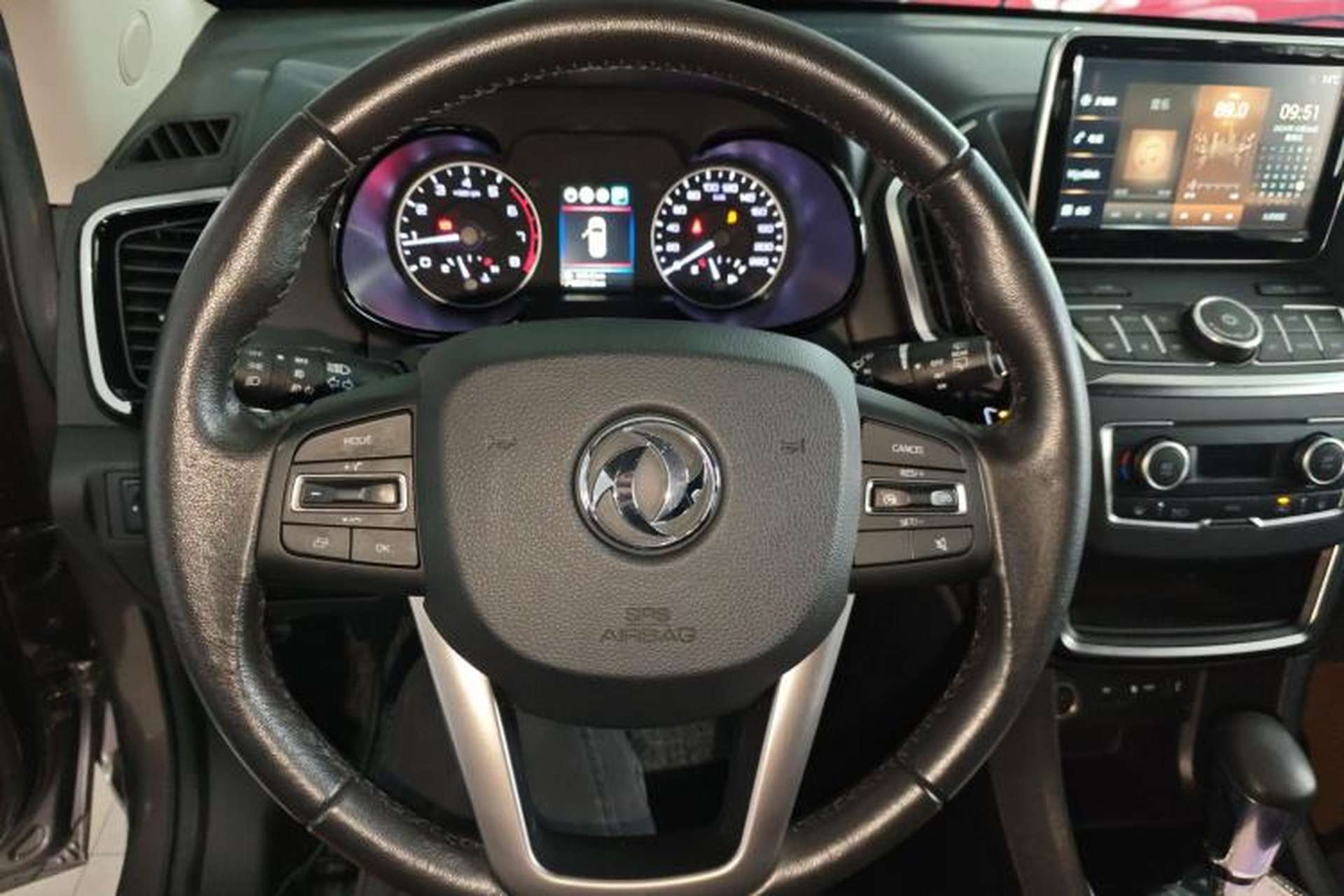 Used Dongfeng Aeolus AX5 2017 1.4T Automatic Fun Edition Steering Wheel