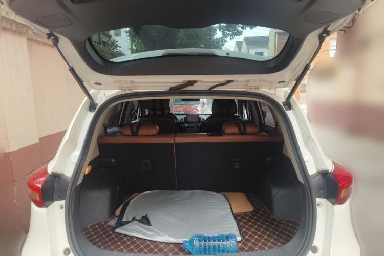 Used Dongfeng Aeolus AX5 2017 1.4T Automatic Qushang Model Trunk