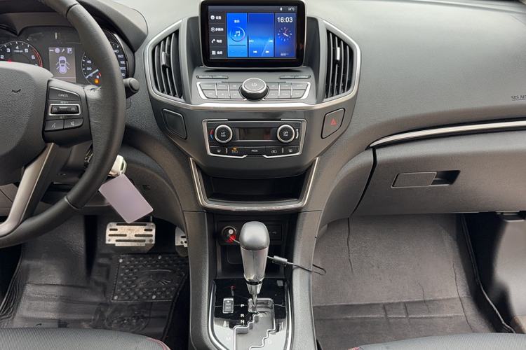 Used Dongfeng Aeolus AX5 2017 1.4T Automatic Qushang Model Audio And AC Panel