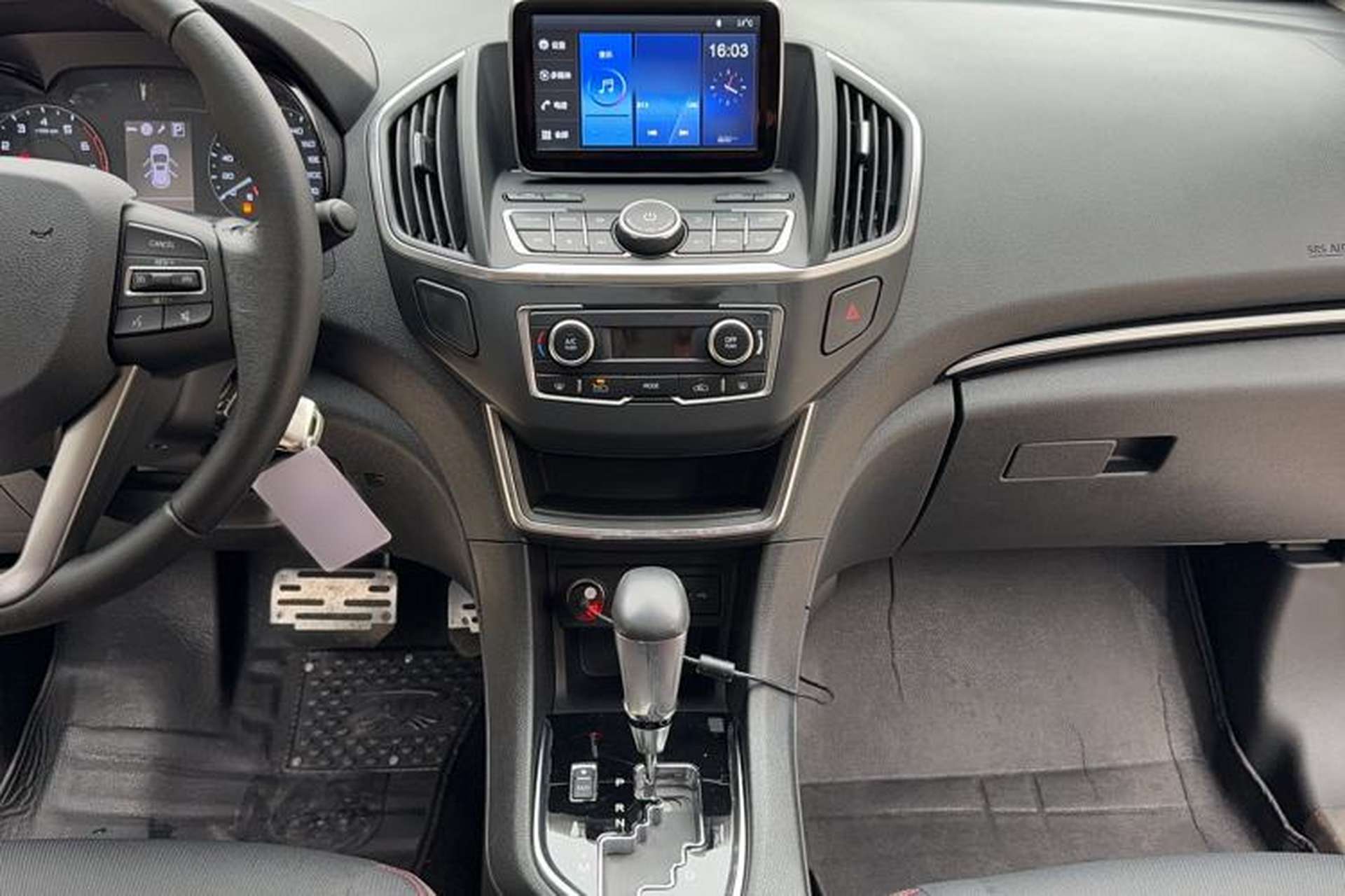 Used Dongfeng Aeolus AX5 2017 1.4T Automatic Qushang Model Audio And AC Panel