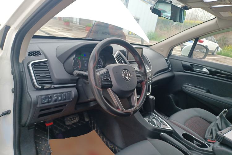 Used Dongfeng Aeolus AX5 2017 1.4T Automatic Qushang Model Center Console