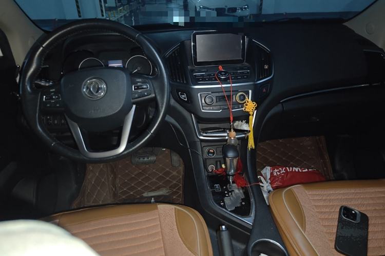 Used Dongfeng Aeolus AX5 2017 1.4T Automatic Quyue Model Center Console
