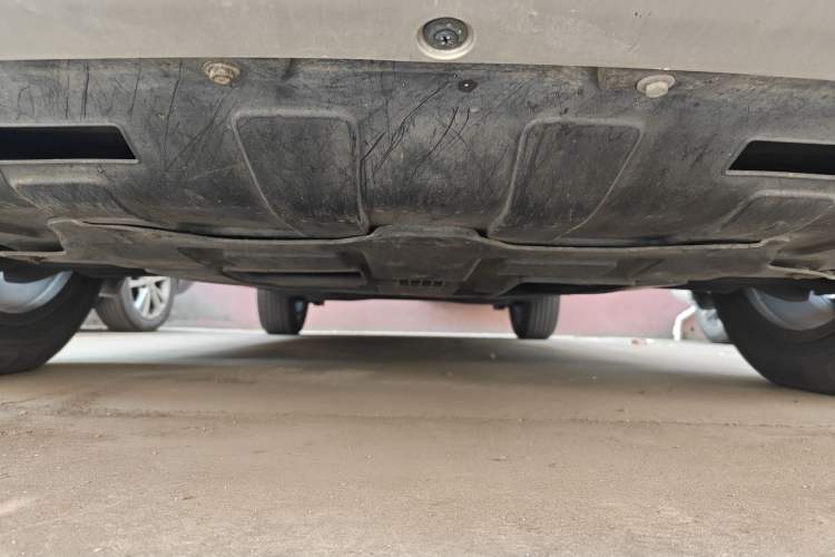Used Dongfeng Aeolus AX5 2017 1.4T Automatic Qushang Model Chassis Front
