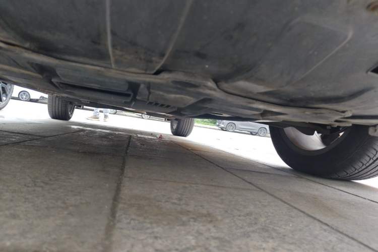Used Dongfeng Aeolus AX5 2017 1.4T Manual Fun Edition Chassis Front